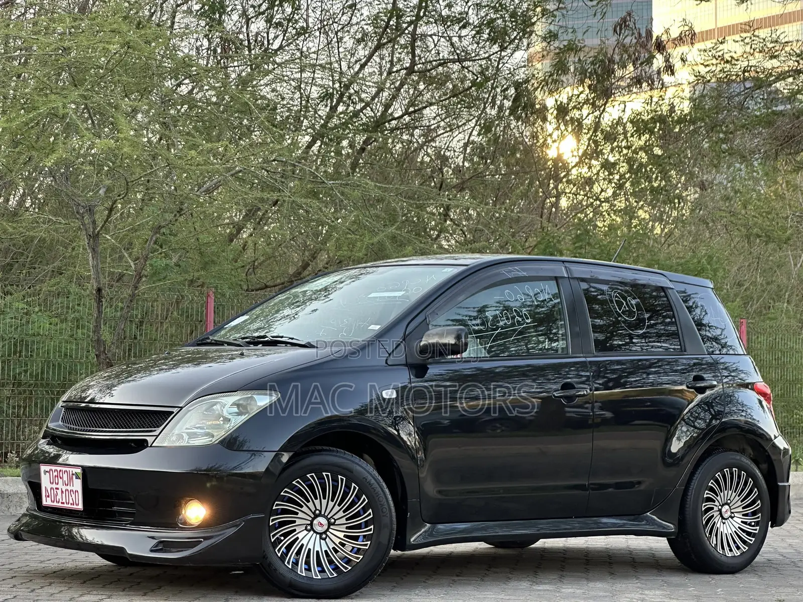 Toyota IST 2005 Black