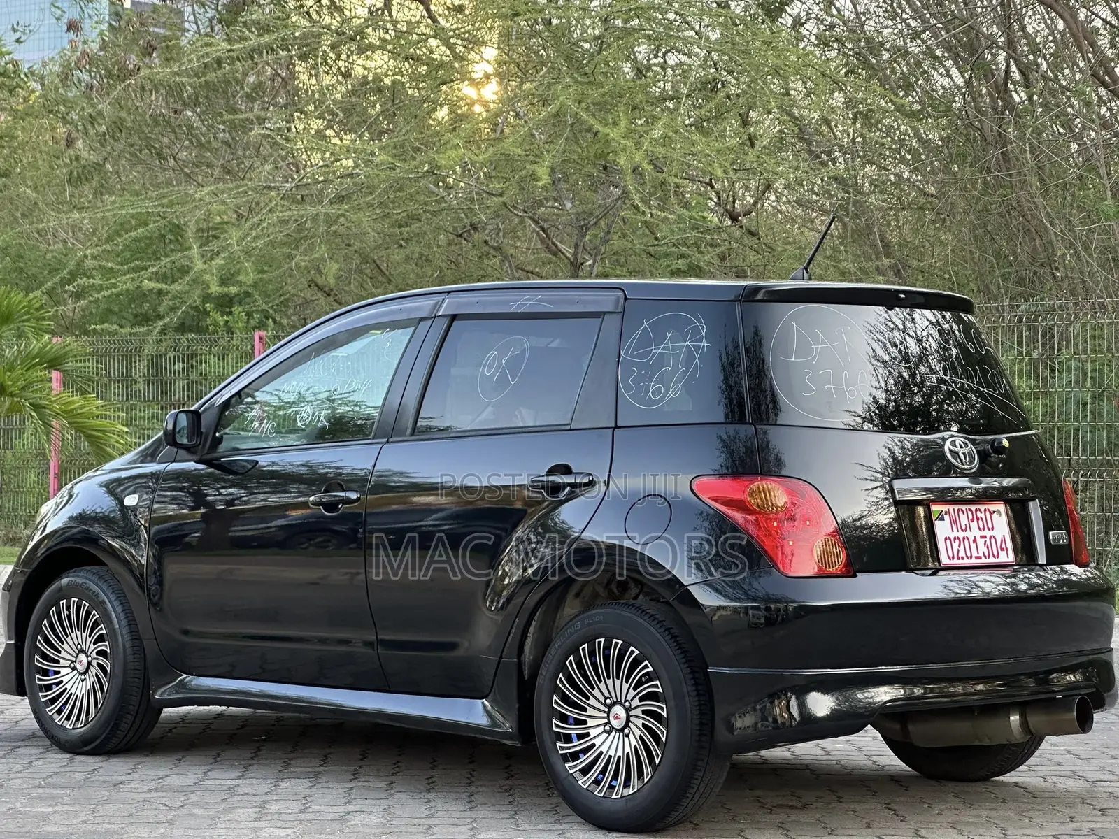 Toyota IST 2005 Black