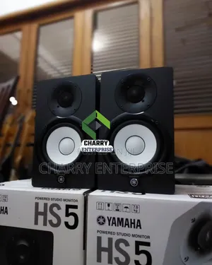 Yamaha Hs5 Powered Studio Monitors Pair of 2 Speakers