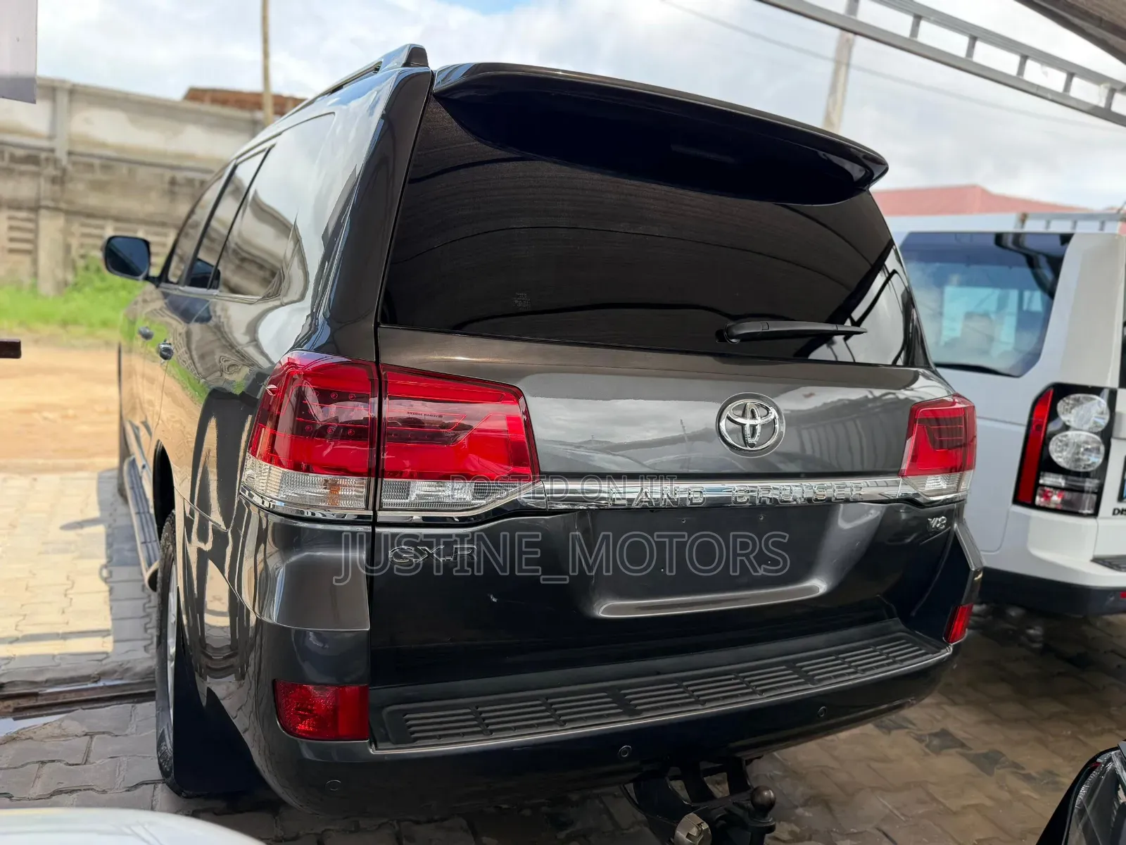 Toyota Land Cruiser 2017 Gray