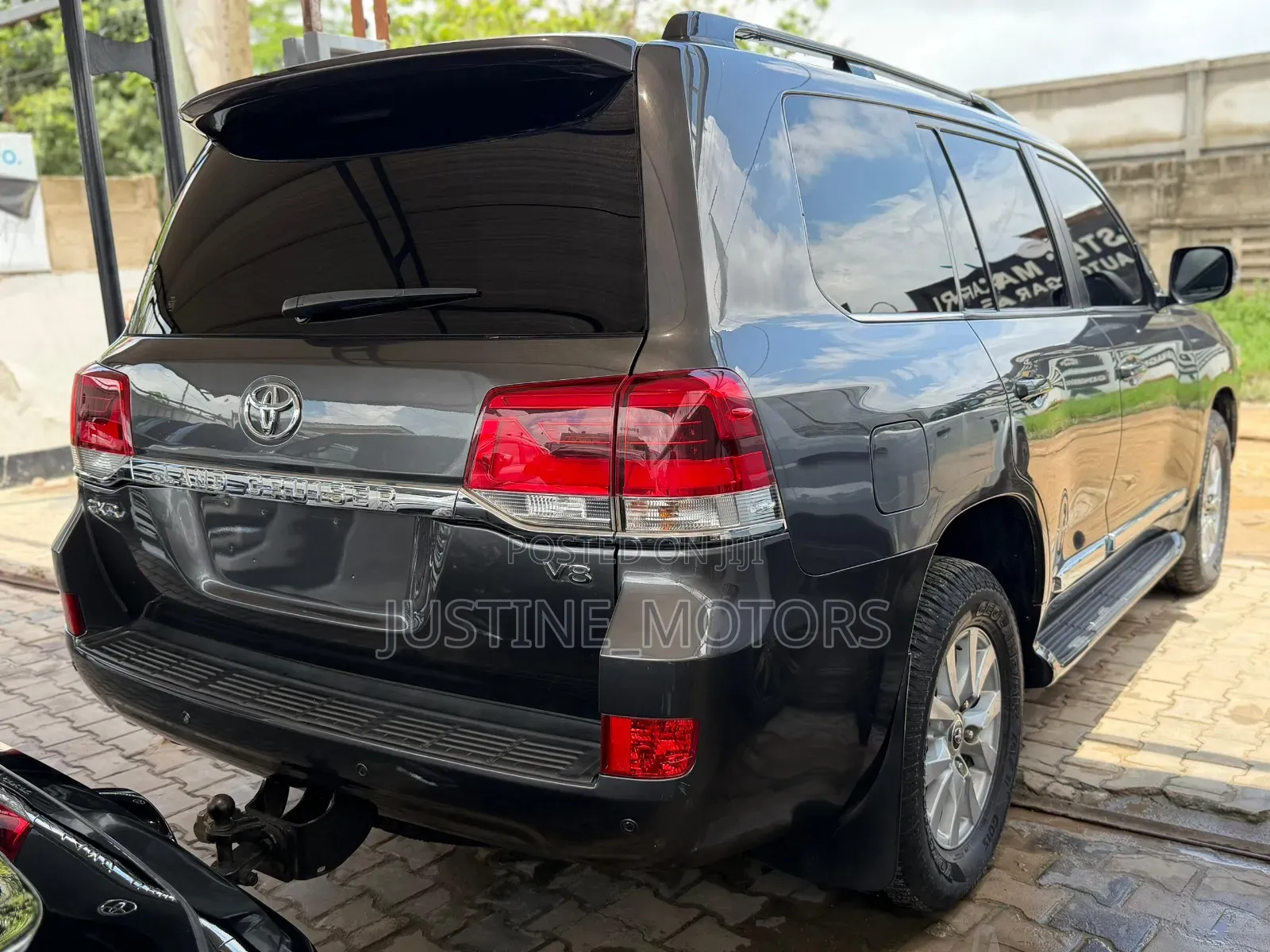 Toyota Land Cruiser 2017 Gray