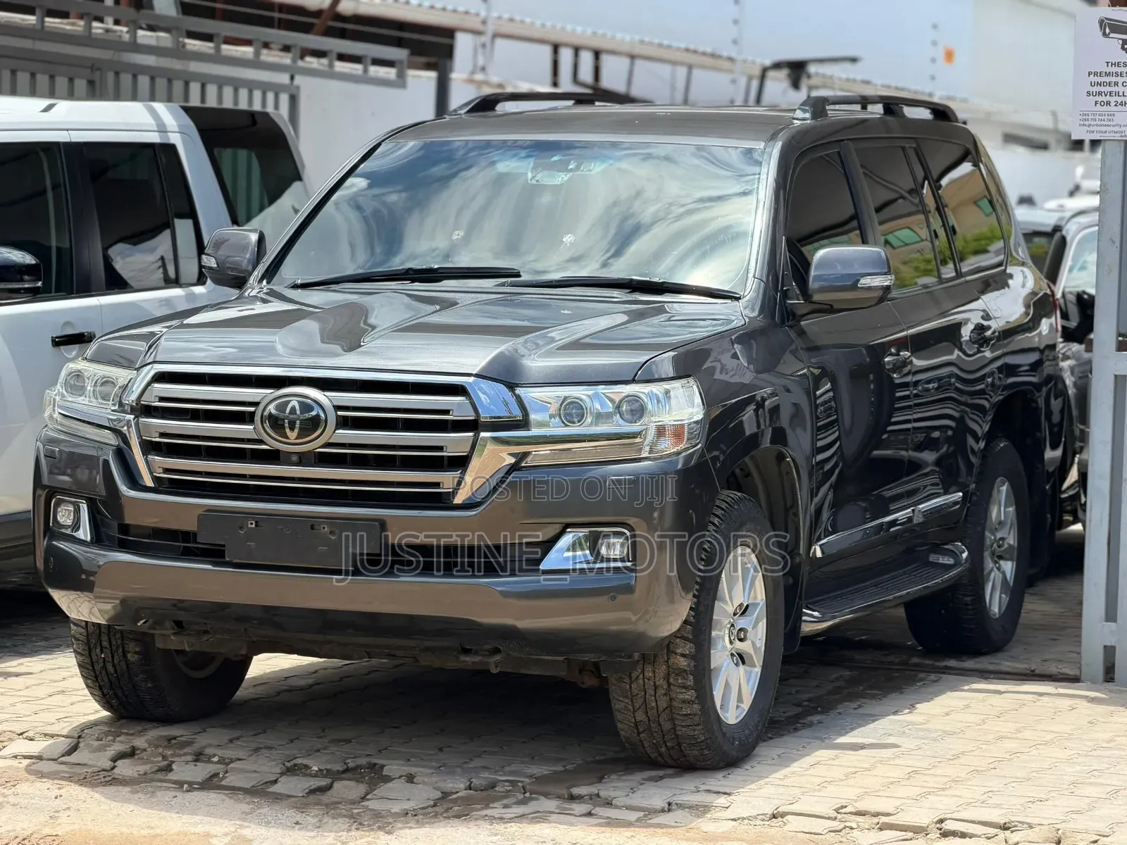 Toyota Land Cruiser 2017 Gray