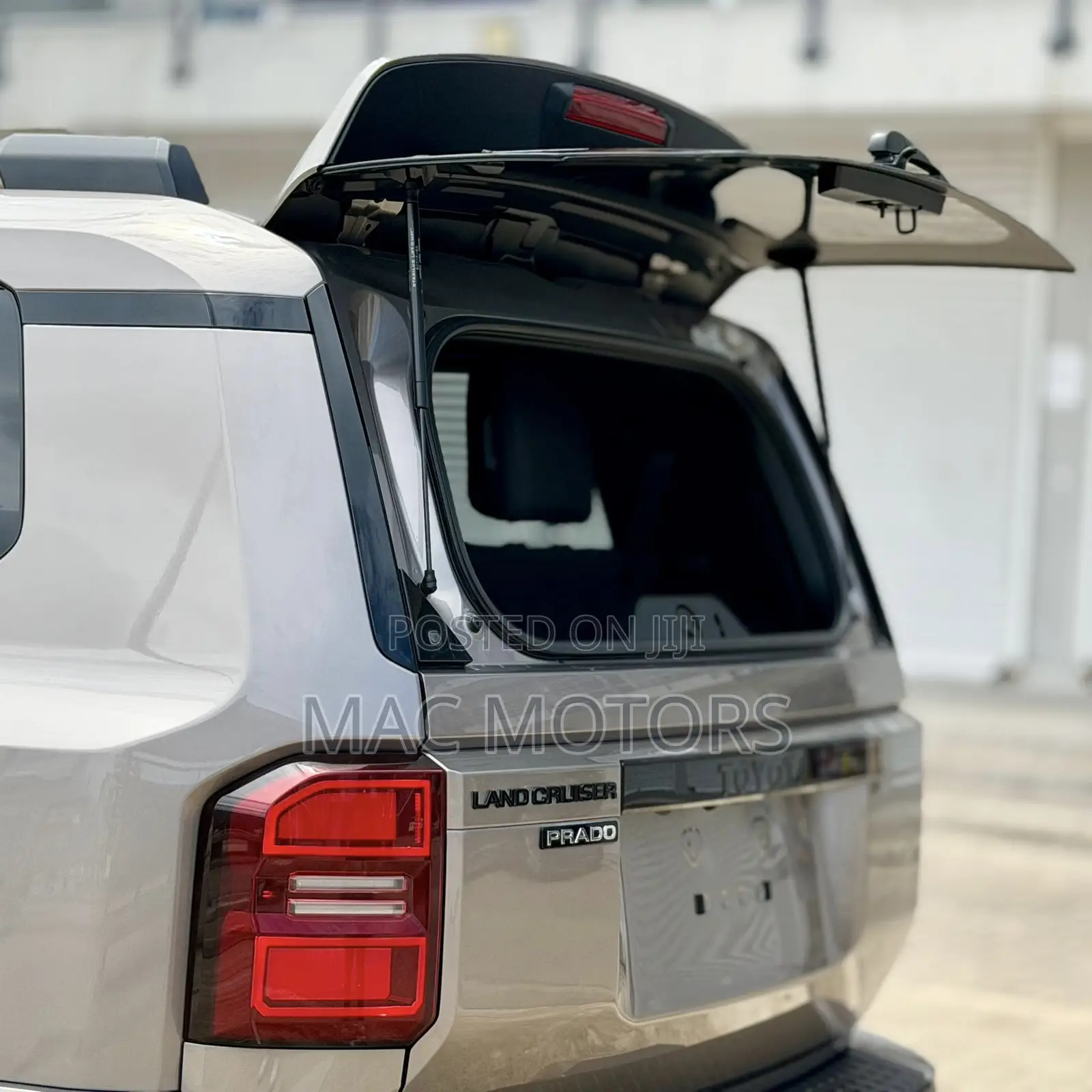 Toyota Land Cruiser Prado 2024 Gray