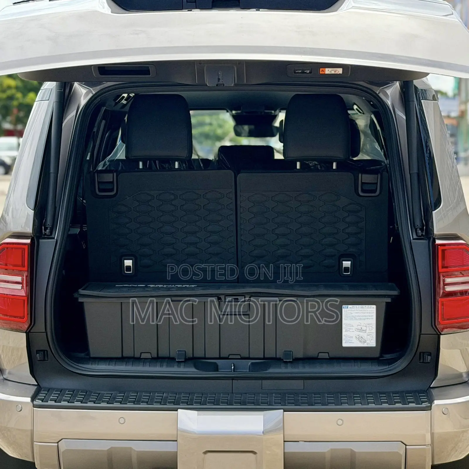 Toyota Land Cruiser Prado 2024 Gray
