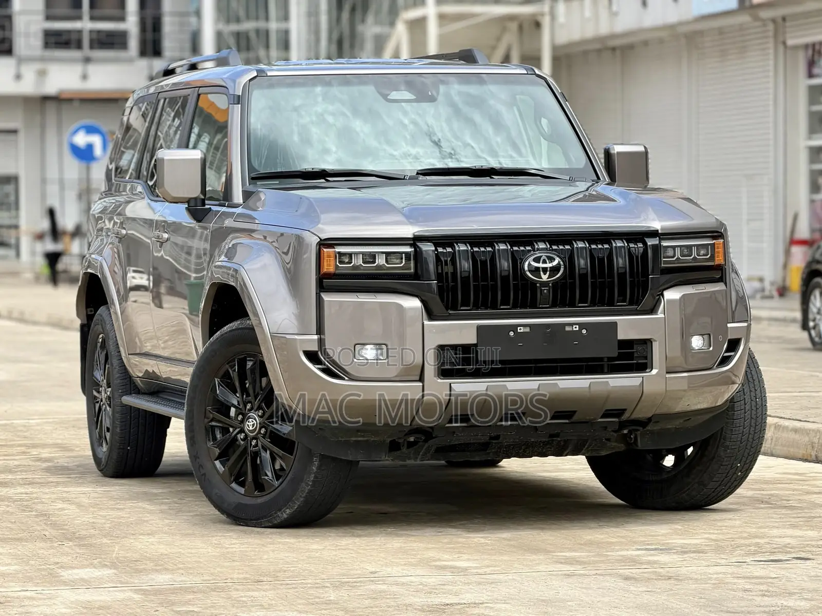 Toyota Land Cruiser Prado 2024 Gray