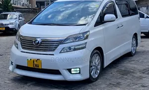 Toyota Vellfire 2009 White