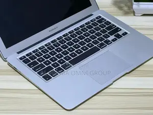 Laptop Apple MacBook 2017 8GB Intel Core I5 SSD 128GB