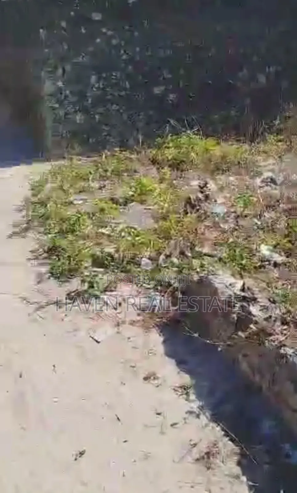 Second Line Beach Plot for Sale at Zanzibar