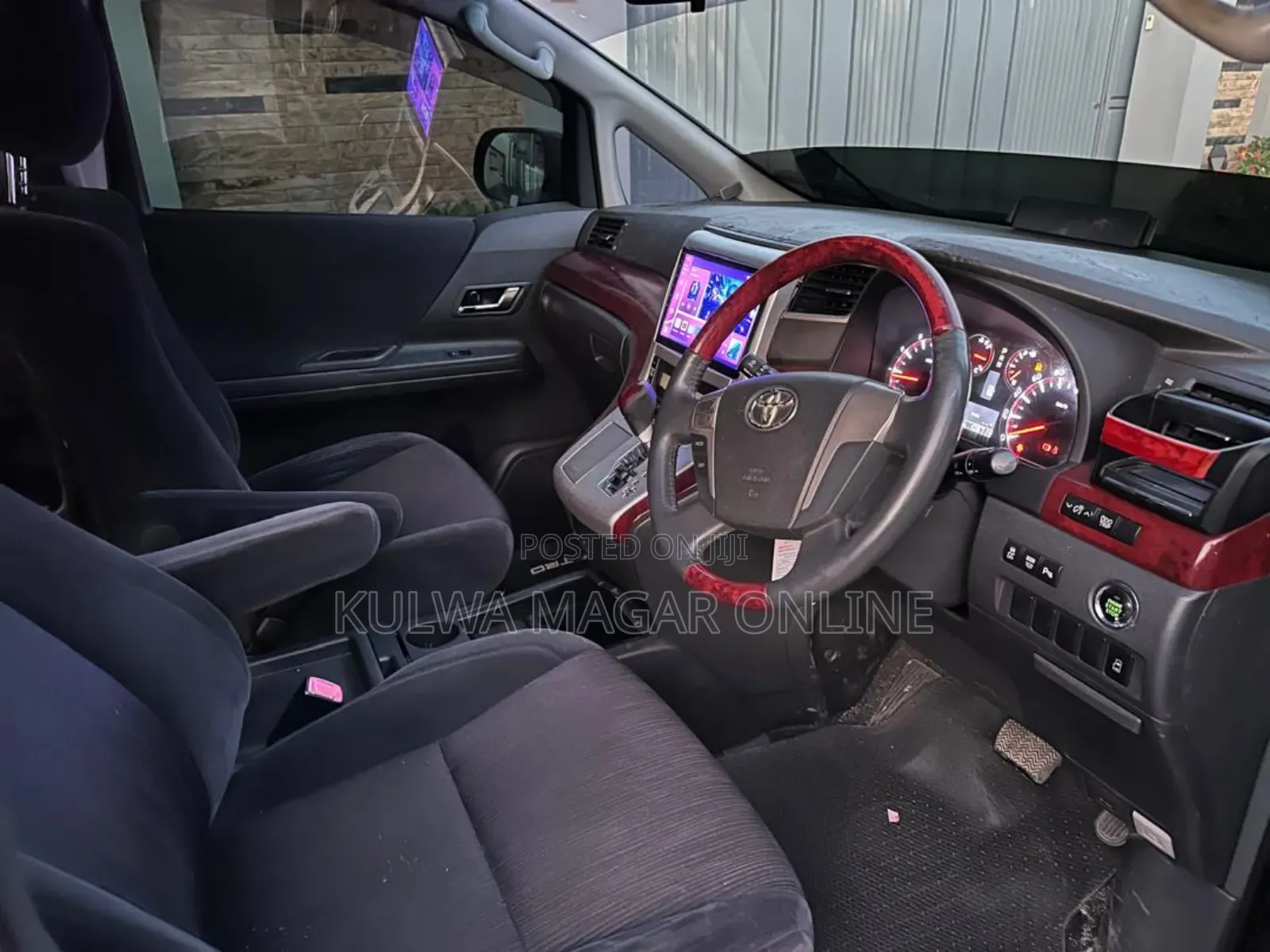 Toyota Vellfire 2008 Black