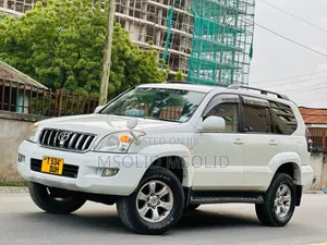 Toyota Land Cruiser Prado 2007 White