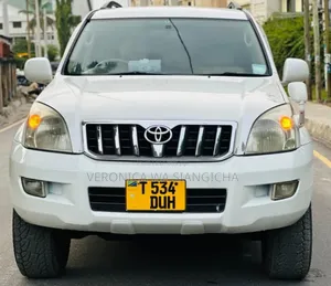 Toyota Land Cruiser Prado 2005 White
