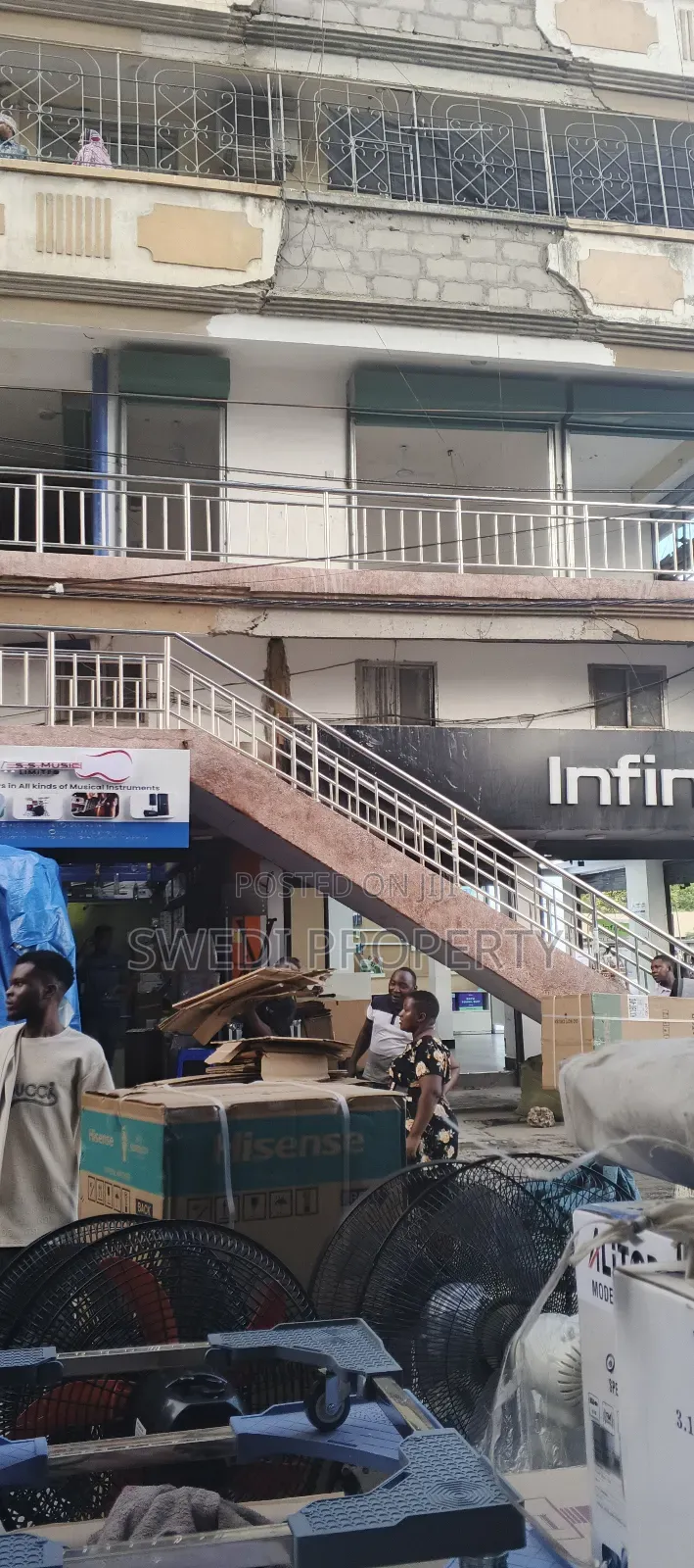 We're House for Rent in Kariakoo Uhuru Street