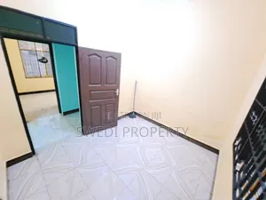 We're House for Rent in Kariakoo Uhuru Street