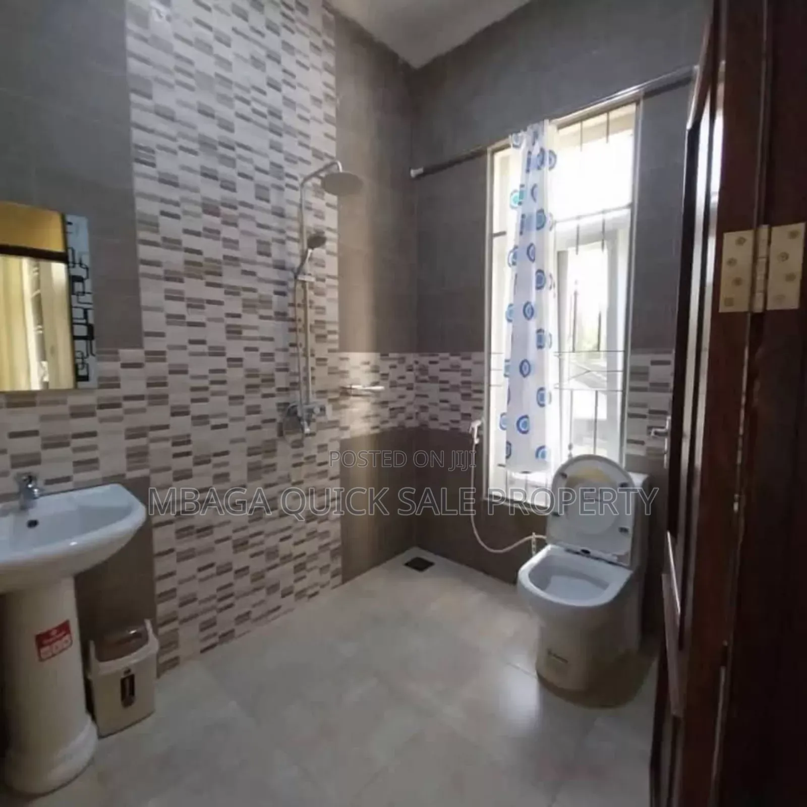 Furnished 4bdrm Apartment in Bahari Beach, Kimara for sale
