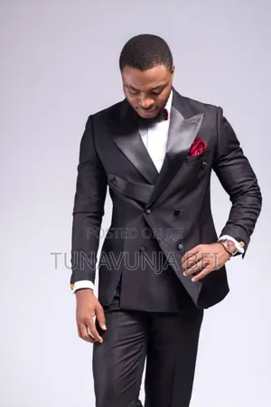 Male Suit New Design / Quality Material Suit