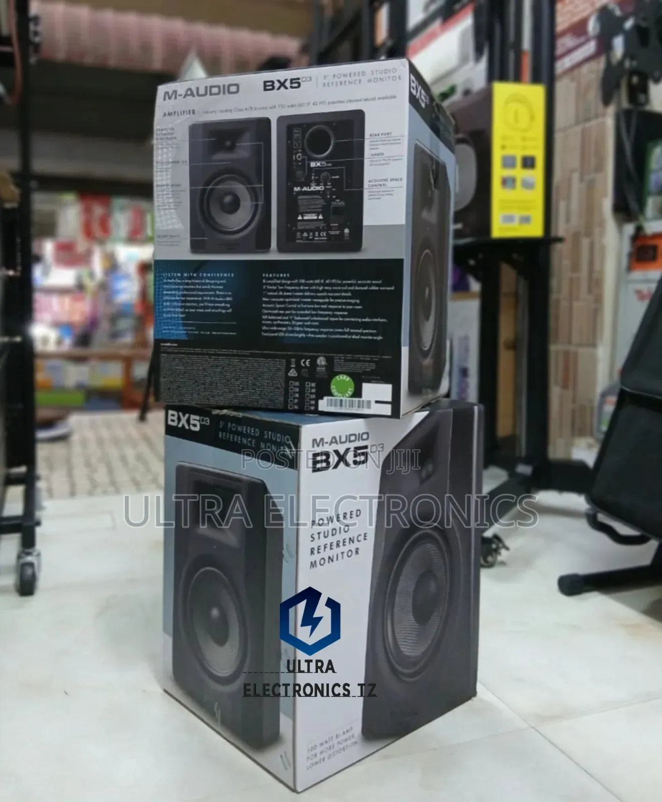 M-Audio Powered Studio Monitor Bx5 D3 With 5" Kevlar Woofer