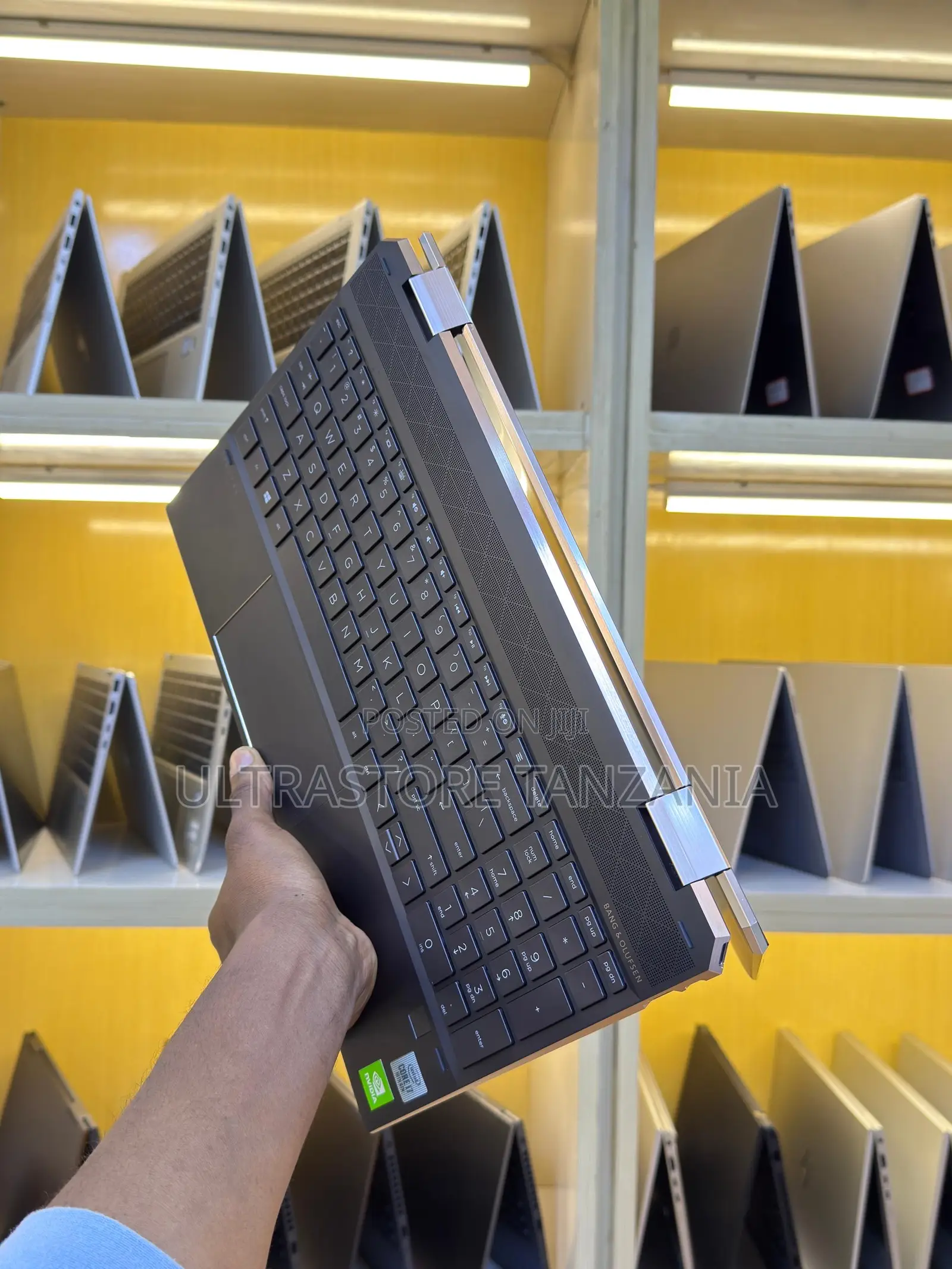 New Laptop HP Spectre 16GB Intel Core I7 SSD 512GB