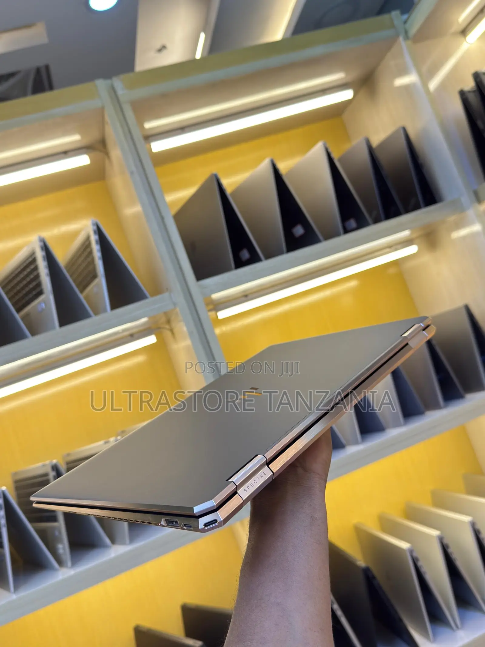 New Laptop HP Spectre 16GB Intel Core I7 SSD 512GB