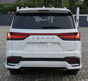 Lexus ES 2024 White