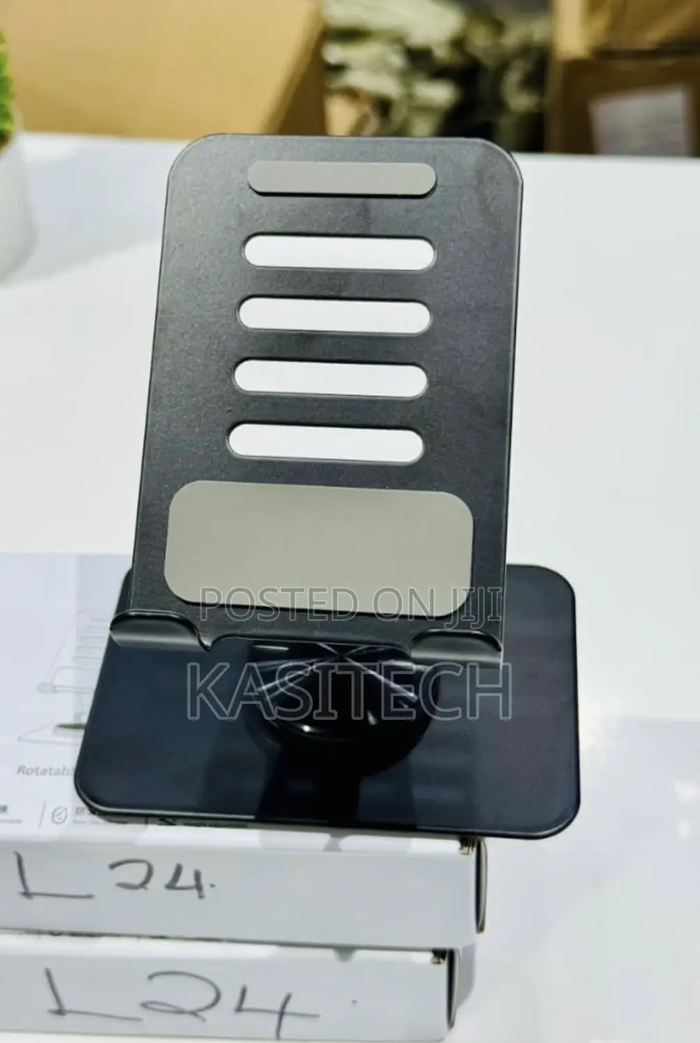 Pure Iron Phone Stand