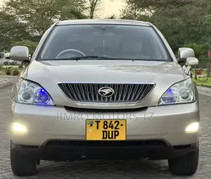 Toyota Harrier 2005 Beige