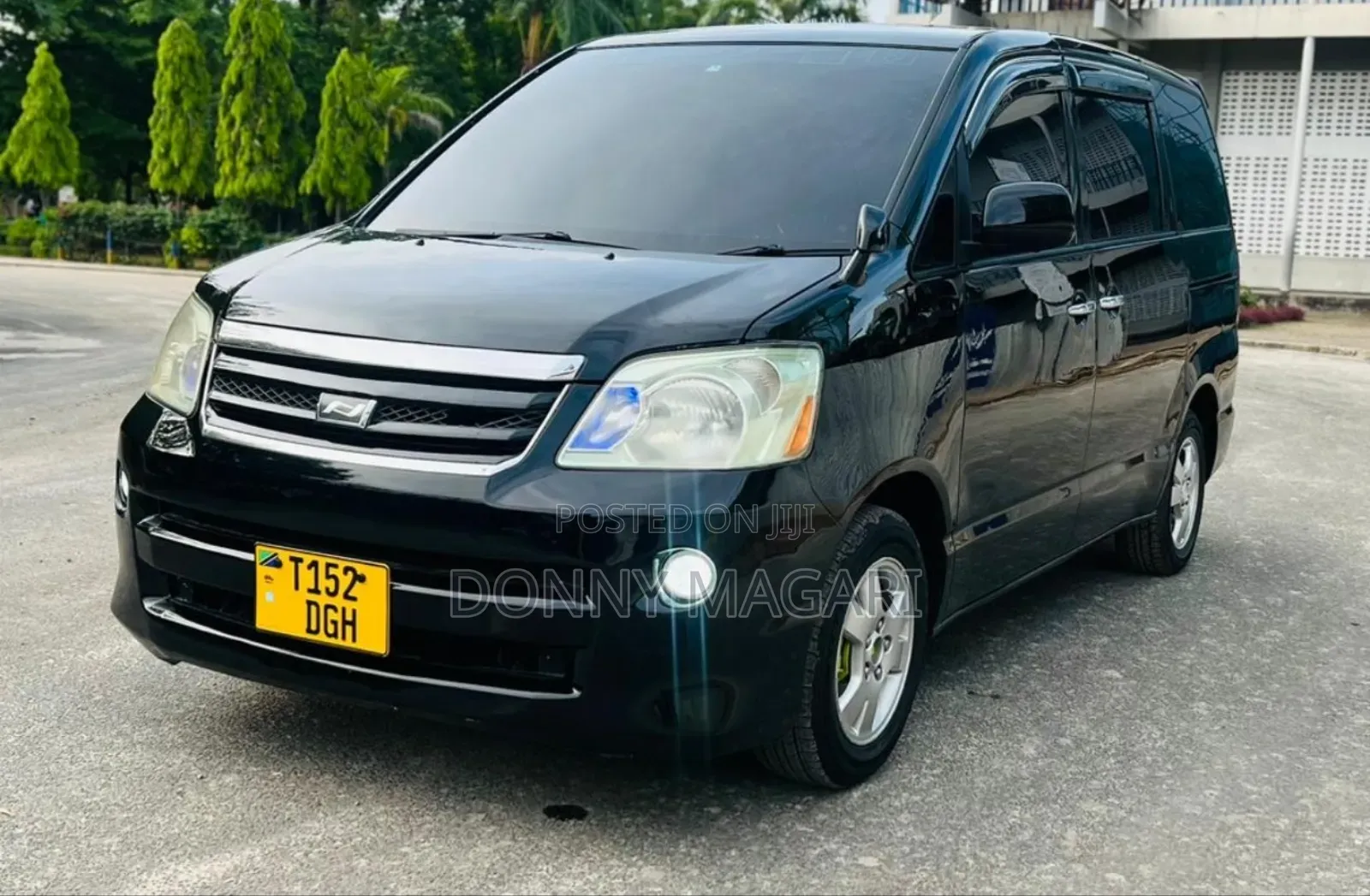Toyota Noah 2006 Black