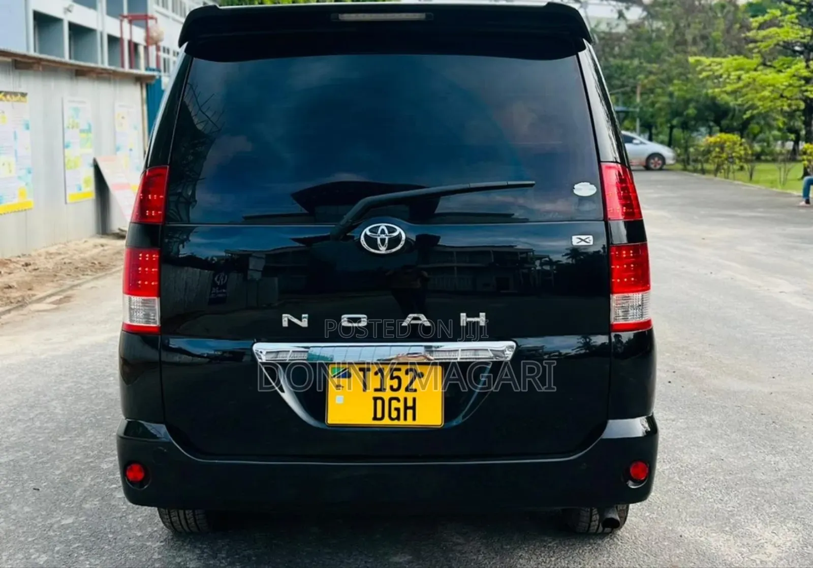Toyota Noah 2006 Black