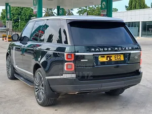 Land Rover Range Rover Vogue 2018 Green
