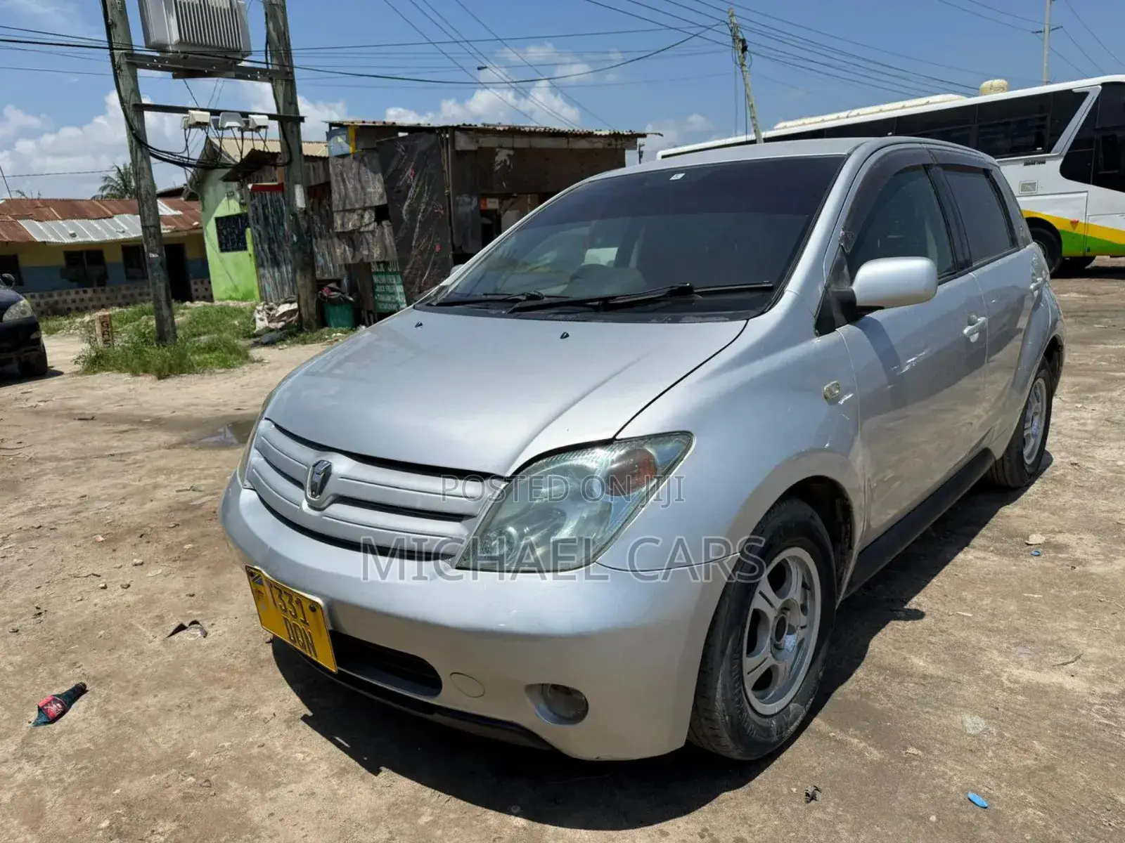 Toyota IST 2004 Silver