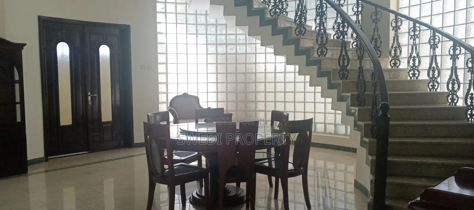 Furnished 4bdrm Villa in Swedi Property, Oyster Bay for rent