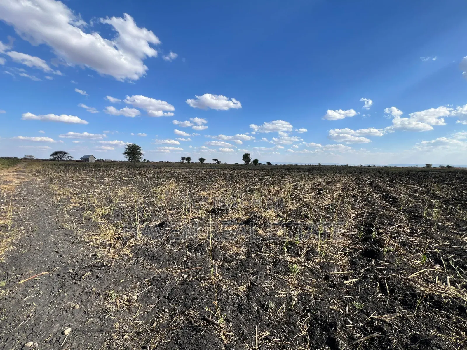 121.7 Acres Zinauzwa Manyara