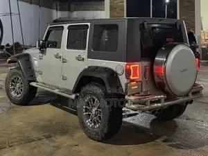 Jeep Wrangler 2010 Silver