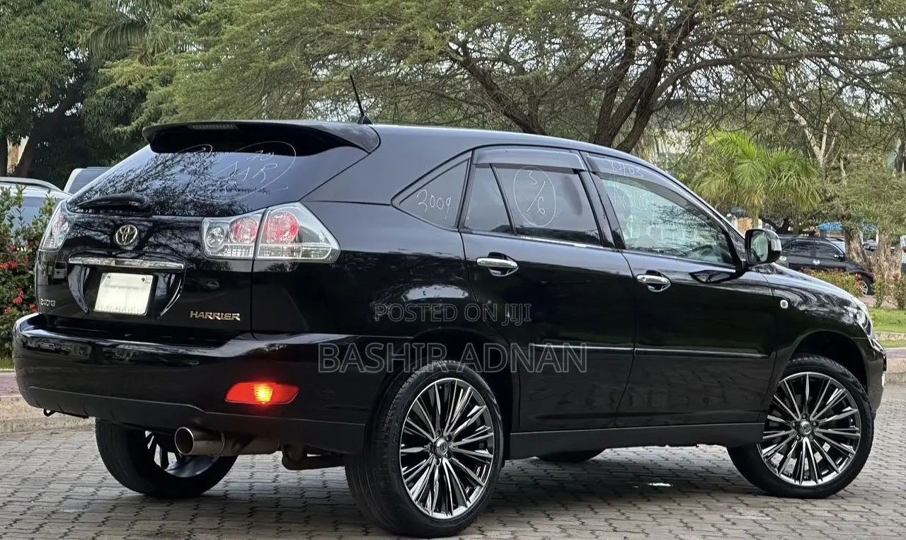Toyota Harrier 2.4 2009 Black
