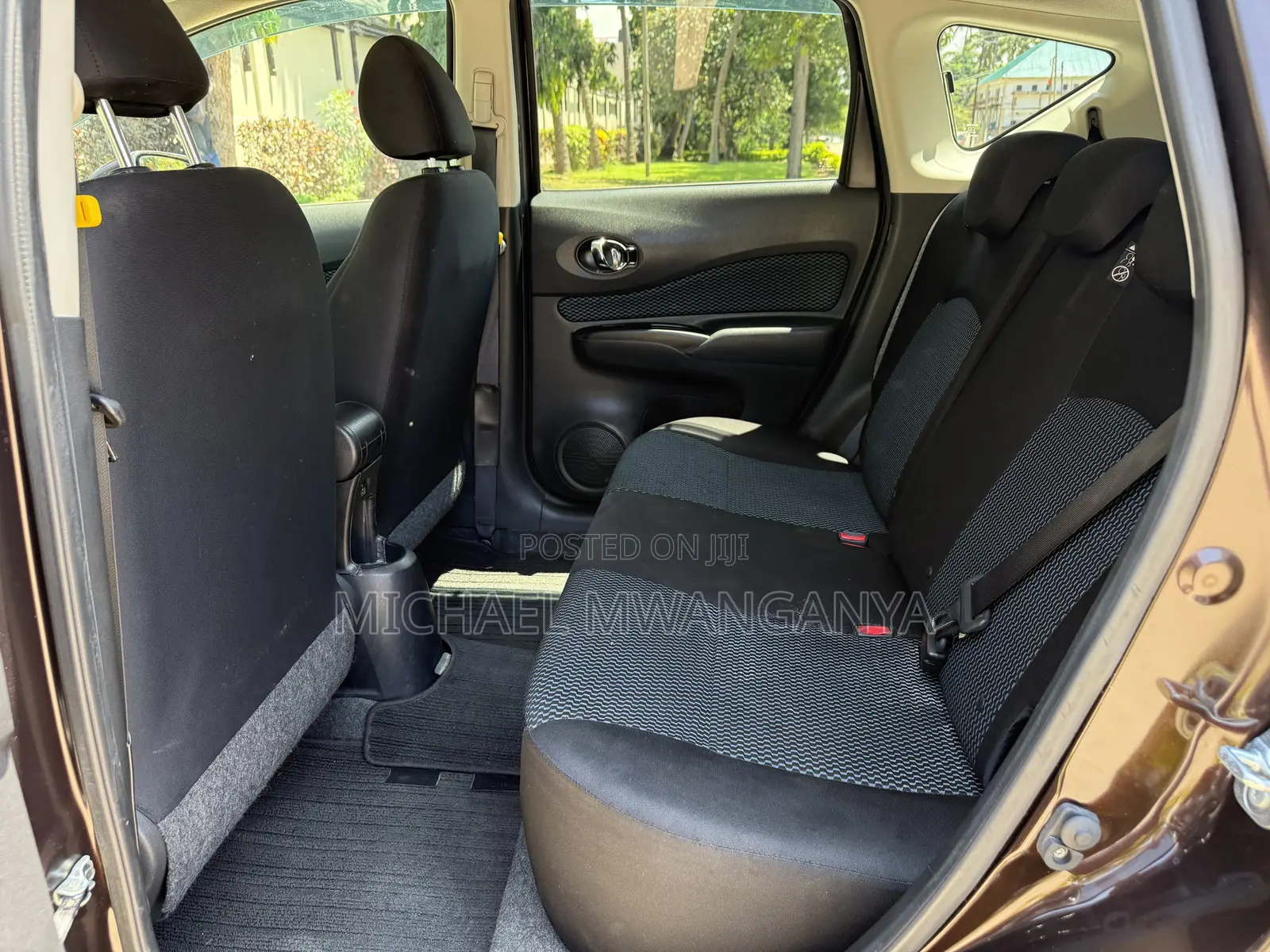 Nissan Note 2015 Maroon