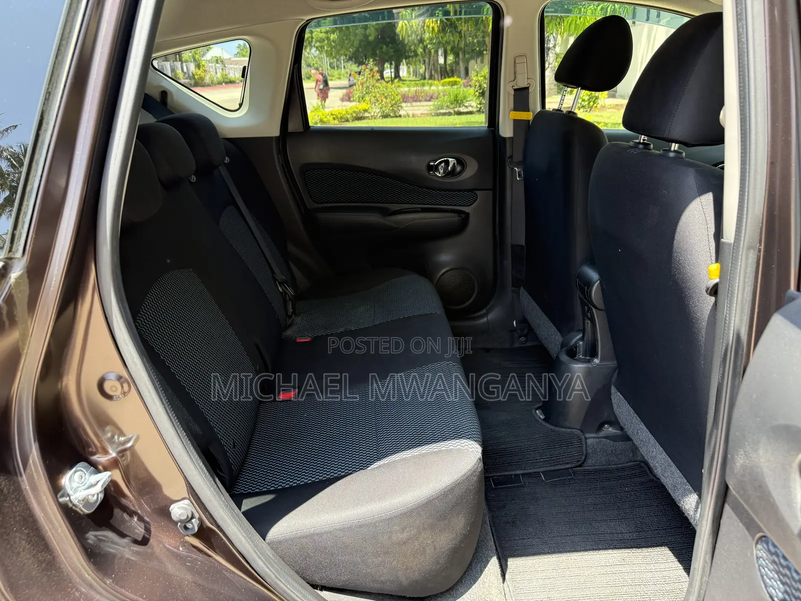 Nissan Note 2015 Maroon
