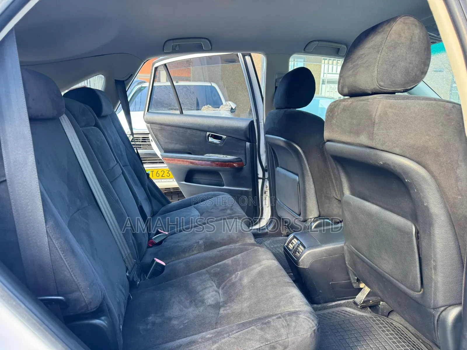 Toyota Harrier 2006 White