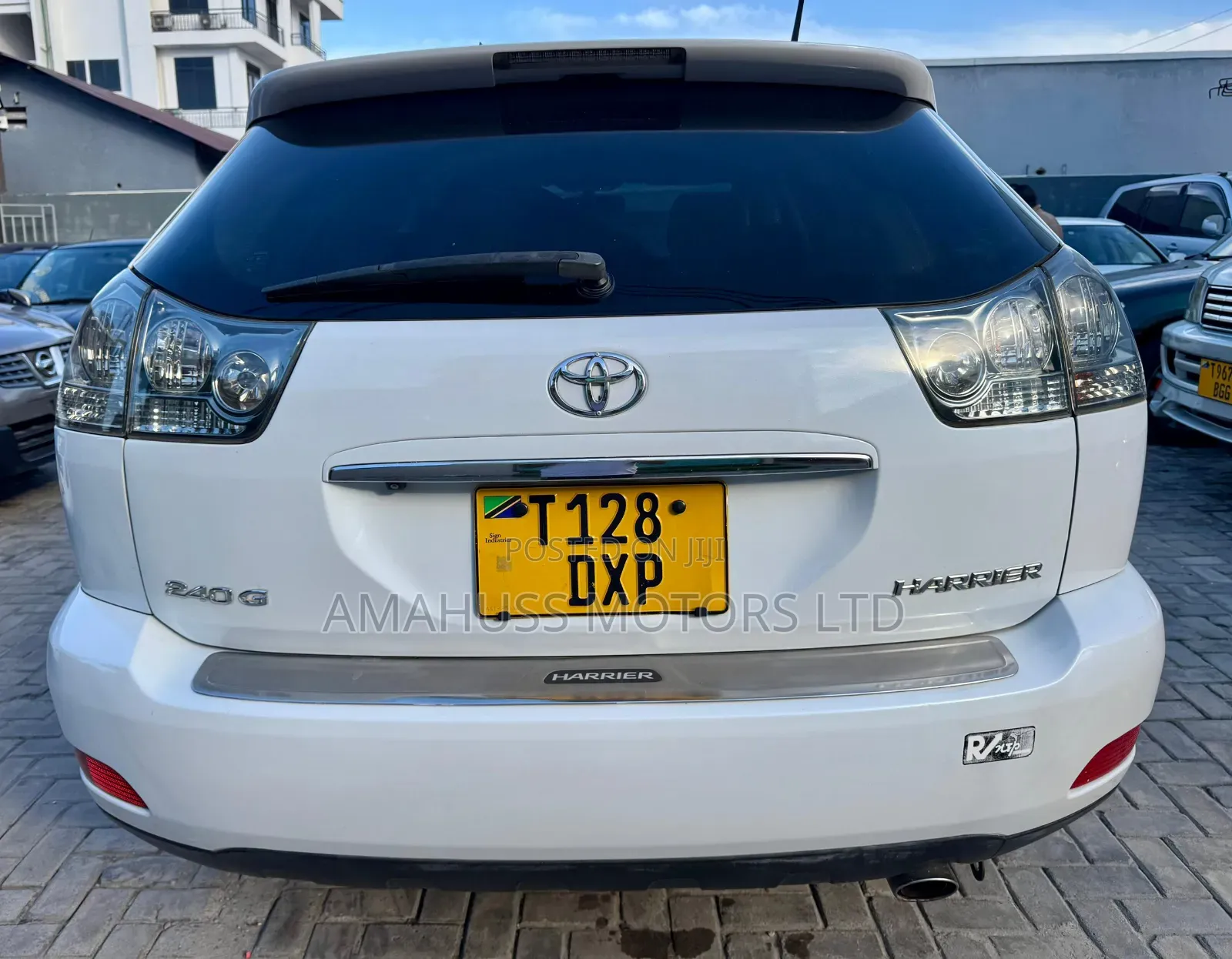 Toyota Harrier 2006 White