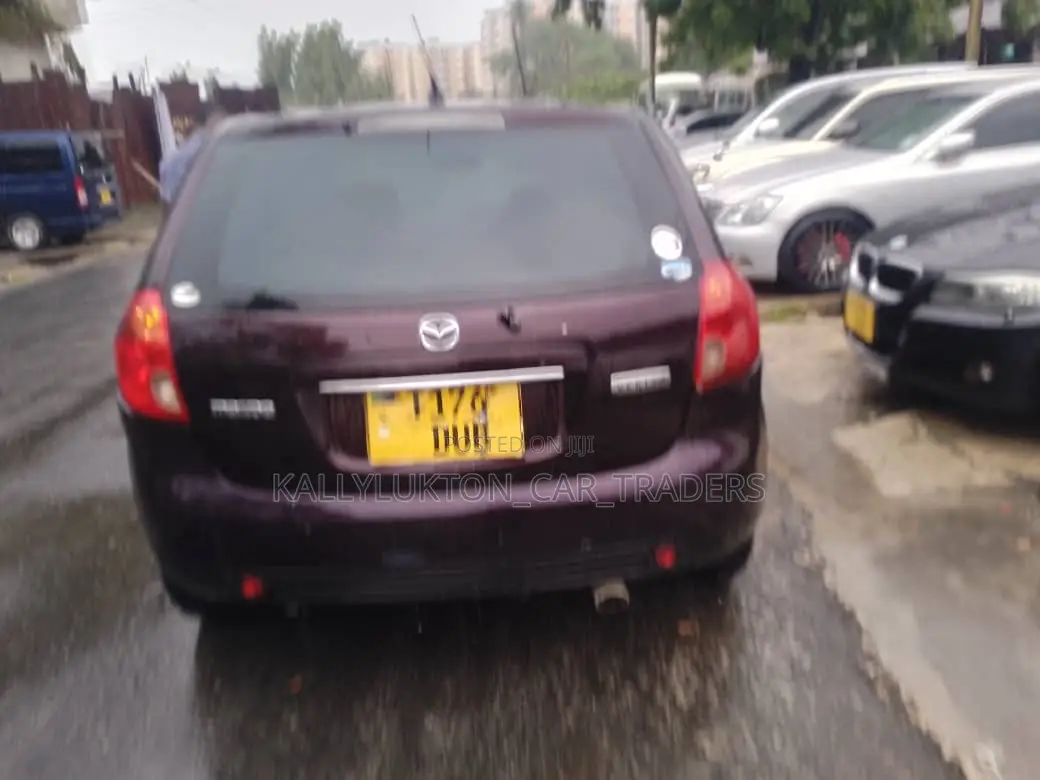 Mazda Verisa 2008 Maroon