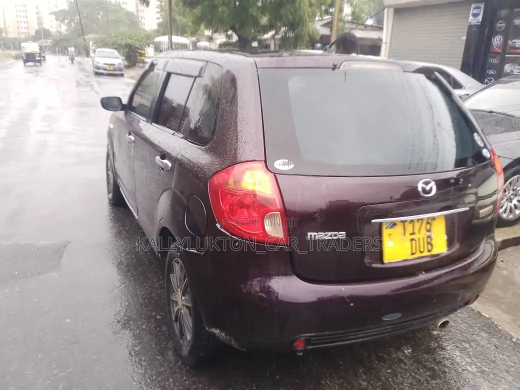 Mazda Verisa 2008 Maroon