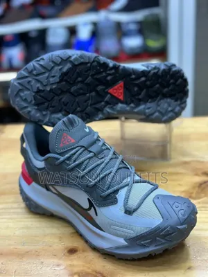 Men's Sneakers or Raba Za Kiume Za Ngozi