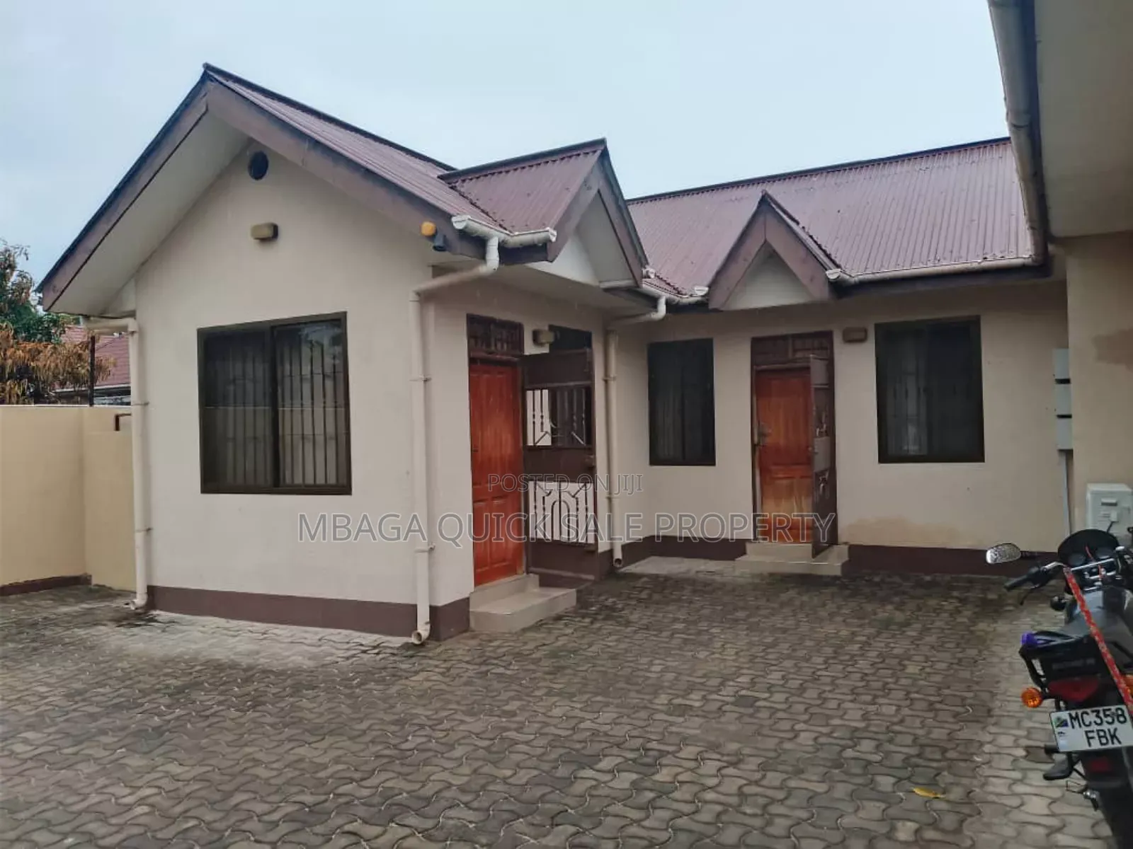 4 Bed Room House for Sale at Tabata Kisukuru