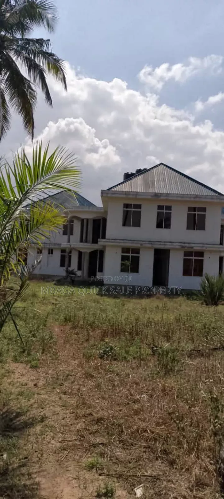 20bdrm House in Kibamba Luguluni for sale