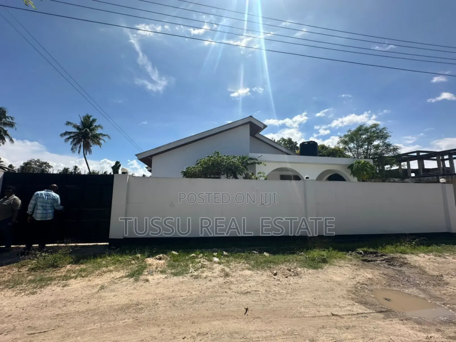 4bdrm House in Boko Beach  Dsm, Kinondoni for sale