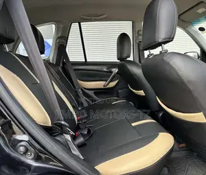Toyota RAV4 2005 Black