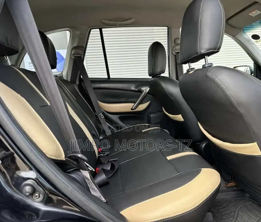 Toyota RAV4 2005 Black
