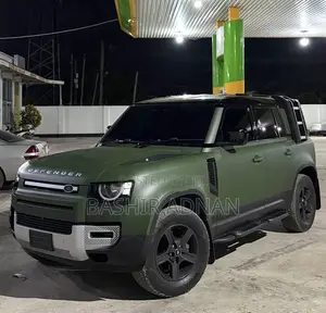 Land Rover Defender X-Dynamic HSE 2021 Green