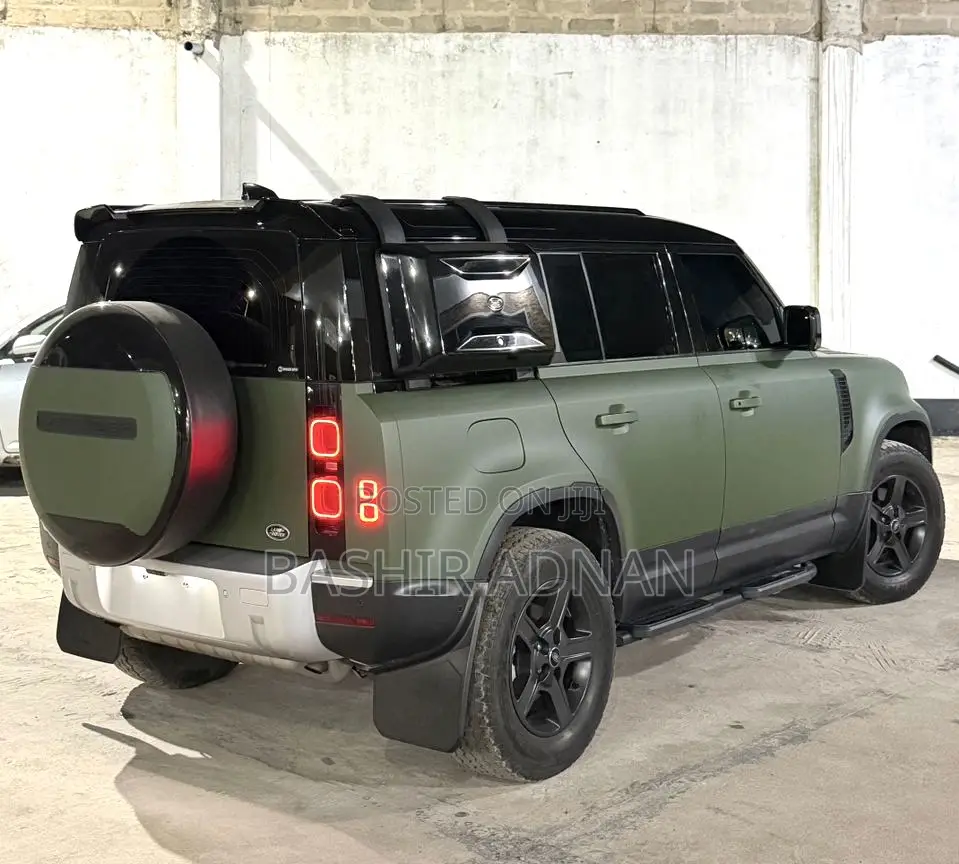 Land Rover Defender X-Dynamic HSE 2021 Green