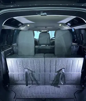 Land Rover Defender X-Dynamic HSE 2021 Green