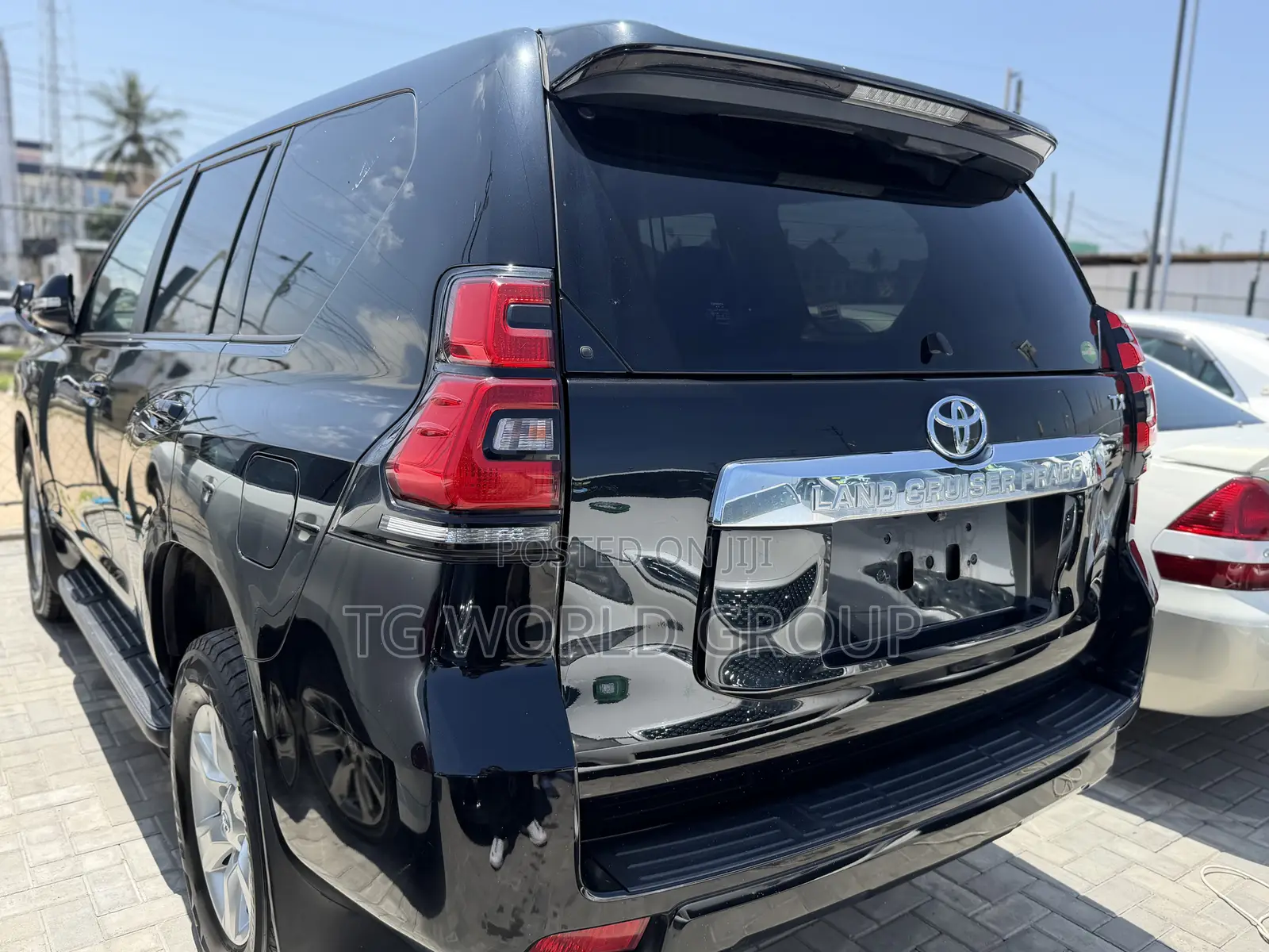 Toyota Land Cruiser Prado 2.8 2021 Black