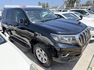 Toyota Land Cruiser Prado 2.8 2021 Black